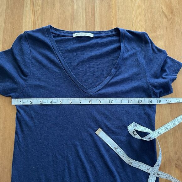 Marine Layer Women's T-Shirt Size XS Navy Blue V-neck Tee Minimalist Classic - Picture 13 of 14
